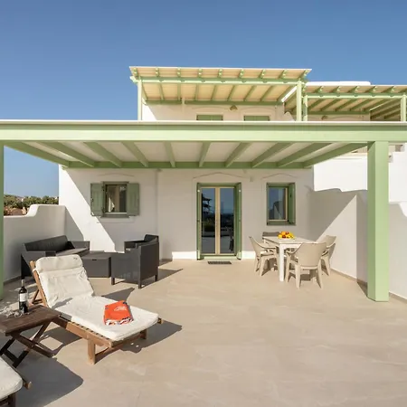 Julia's Studio, Familienfreundlich Am Meer,mit Xl Terrasse, Meerespanorama Apartment Logaras
