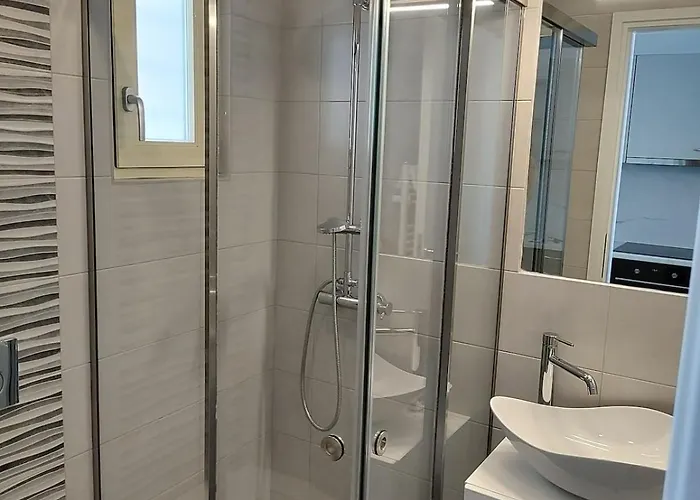 Apartman Julia's Studio, Familienfreundlich Am Meer,mit Xl Terrasse, Meerespanorama