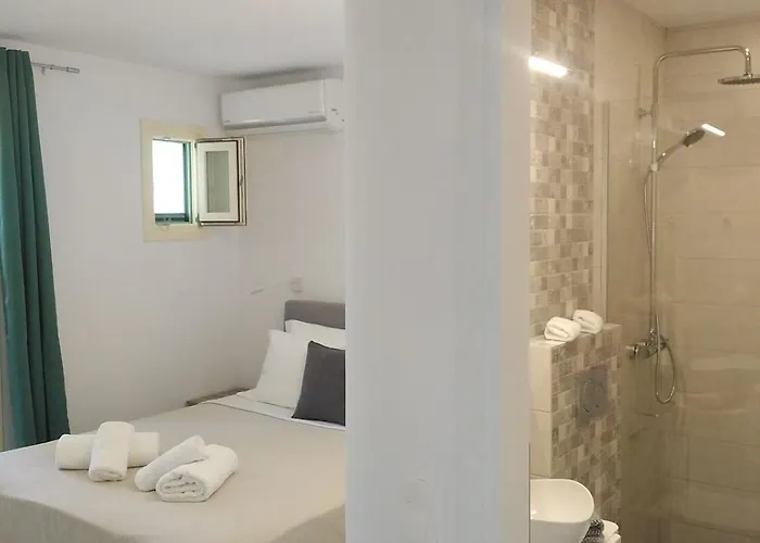 Julia's Studio, Familienfreundlich Am Meer,mit Xl Terrasse, Meerespanorama Apartman Logarász